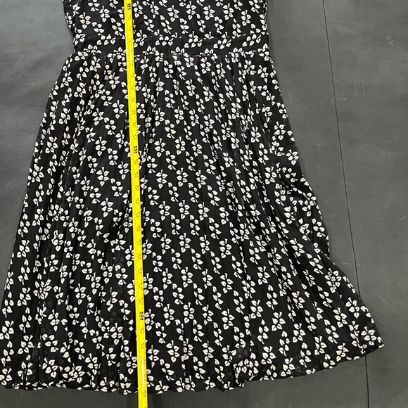 Ann Taylor Dress - Picture 9 of 9